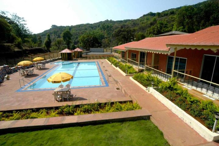 Cold Spot Village Resort Mahābaleshwar Esterno foto