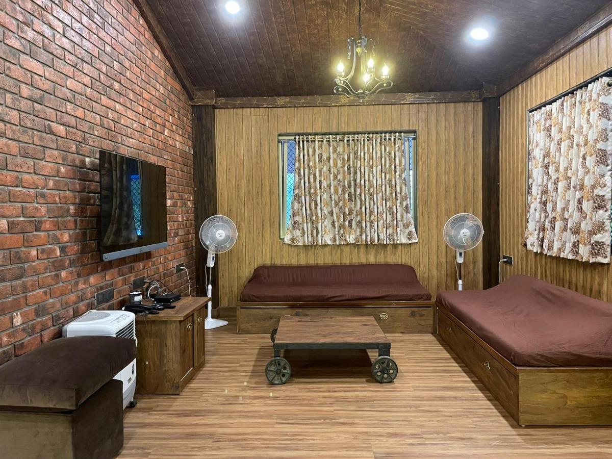 Cold Spot Village Resort Mahābaleshwar Esterno foto
